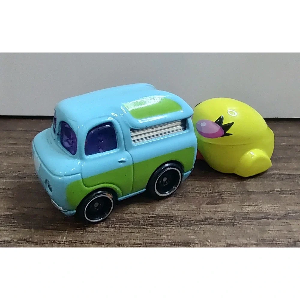 Hot Wheels Character Cars Toy Story 4 Ducky And Bunny Van And Travel Trailer Z29
